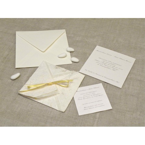 Participation origami paper provence green, organza and satin ribbons. Interior silk paper.