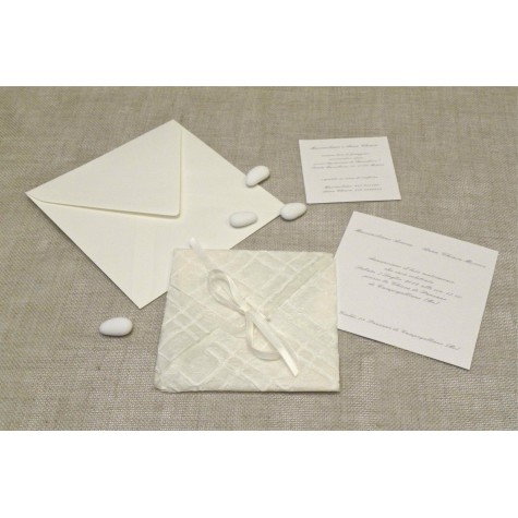 Wedding card in paper embroidery, closing ribbons organza and satin. Internal silk paper.